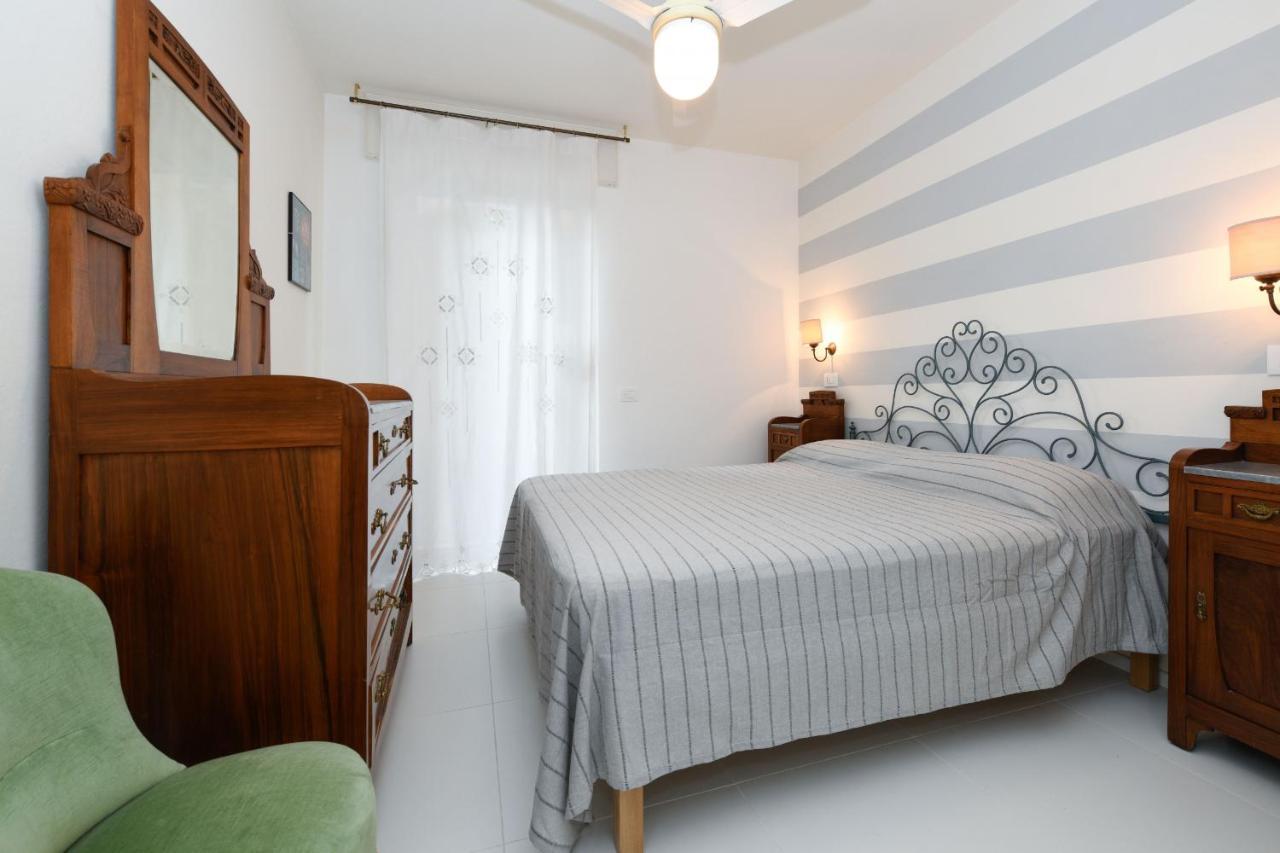 Garden Apartment Бардоліно Екстер'єр фото